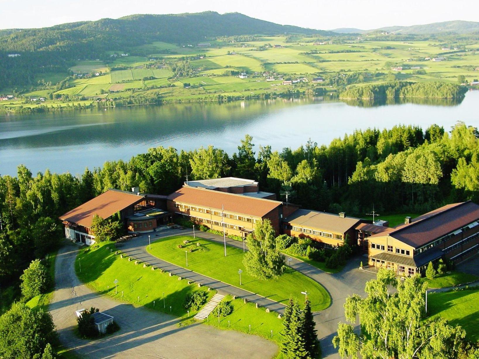 Honne Hotell&Konferansesenter Biri Buitenkant foto